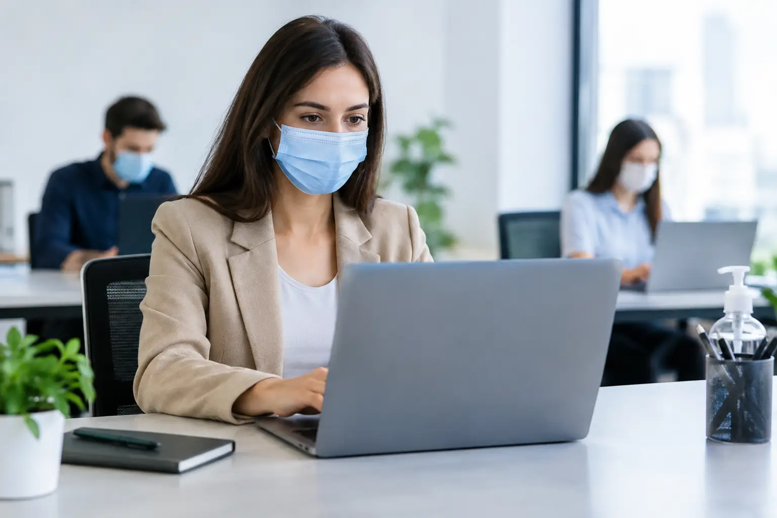 Virus en oficina: cómo actuar sin detener tu negocio